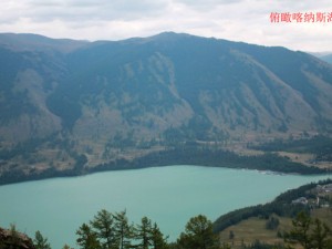 新疆旅游东西线，北疆风光与南疆人文的双向奔赴