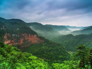 江津四面山，山水丹霞间的诗意栖居