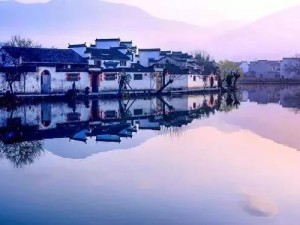 从江南烟雨到北国镜泊，一场跨越千里的湖光山色之旅