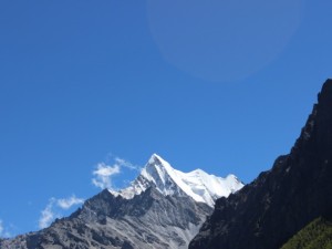 从山城到雪山，重庆自驾稻城亚丁，一场向心而生的奔赴