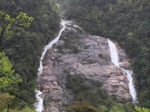 乌江山峡，千里乌江的百里画廊，沿河秘境的自然史诗