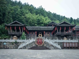 重庆7月旅游指南，火炉里的清凉与烟火，这才是山城的夏天打开方式！