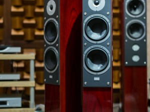 告别杂音与平淡！电脑声音优化软件下载指南，让音质声入人心
