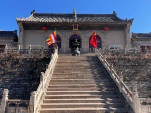 五台山风景区，千年佛教圣境与清凉自然的心灵栖居地