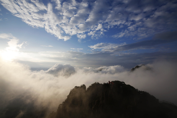 春节登黄山，在云海松涛里邂逅中国年