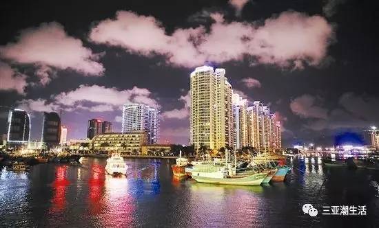 双城记，从三亚的碧海蓝天到香港的都市脉搏——自由行者的双重体验