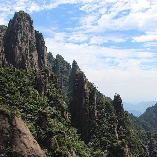 新余去三清山旅游攻略，交通、景点、美食全解析，开启云端仙境之旅