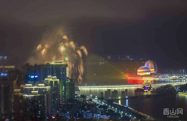 鹭岛夜未央，厦门思明区的光影与烟火
