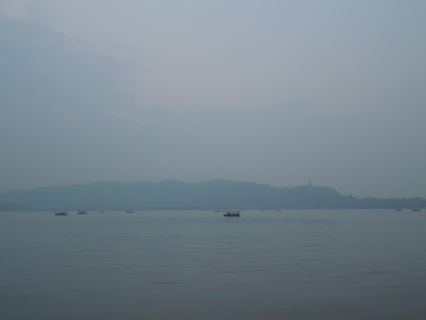 西湖慢游记，不赶路，只赴一场山水之约