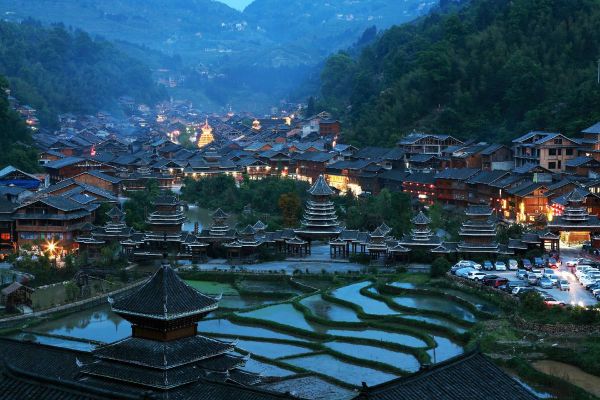 耀州香山，关中佛国与山水灵韵的千年邂逅