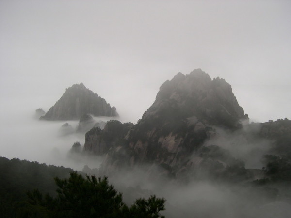 车轮上的黄山，自驾驰骋，邂逅水墨丹青的极致之旅