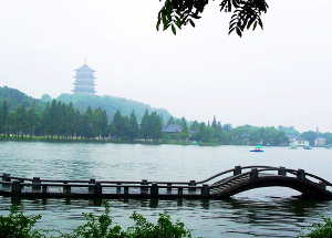 西湖两日游,在湖光山色里,慢煮江南的诗意 西湖两日游,在湖光山色里,慢煮江南的诗意