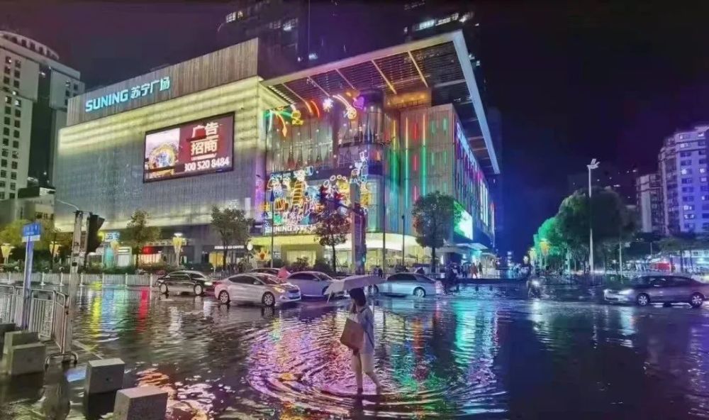 海棠天气预报最新消息,台风动态、降雨预警及未来三天趋势分析 海棠天气预报最新消息,台风动态、降雨预警及未来三天趋势分析