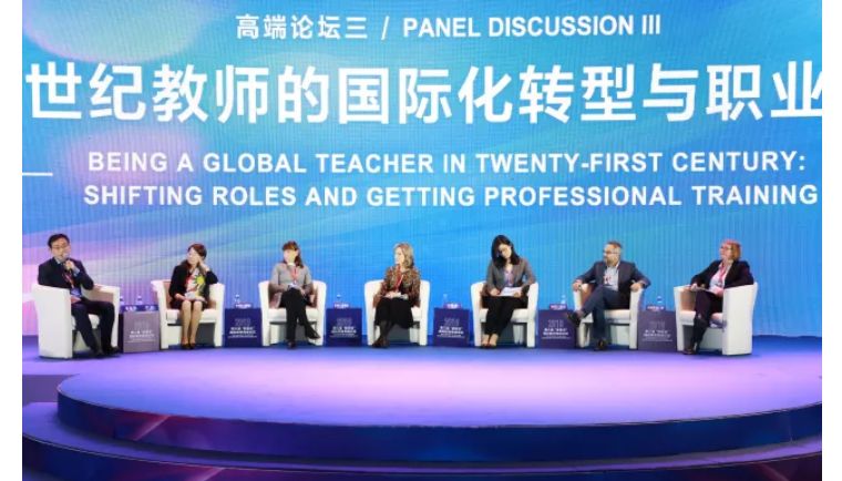 探索u8国际官网，数字化时代的国际视野与资源整合平台