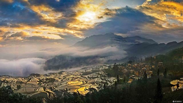 自驾云南元阳梯田，追一场大地上的光影诗篇