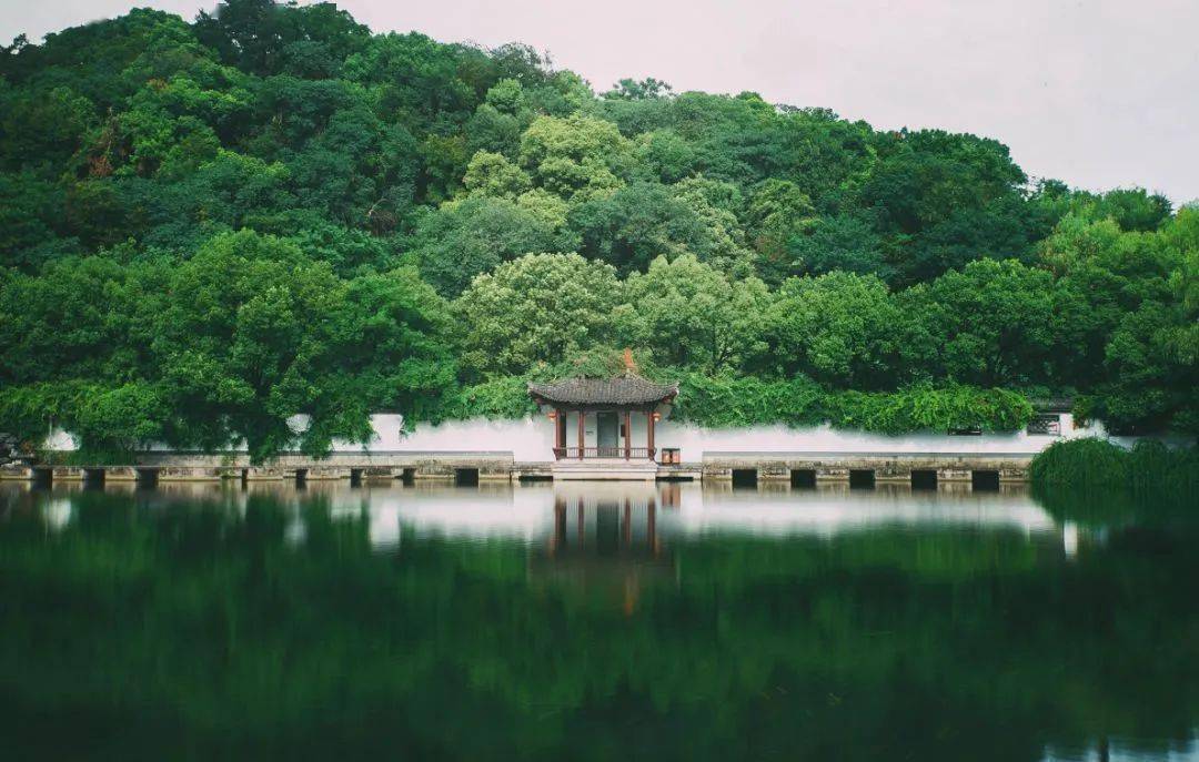 从绍兴北站出发，邂逅江南水乡的诗意与风骨