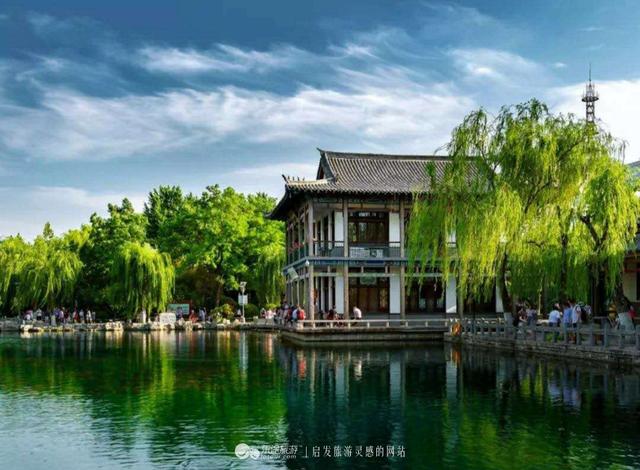 泉城济南，四季天景绘就的诗意之旅