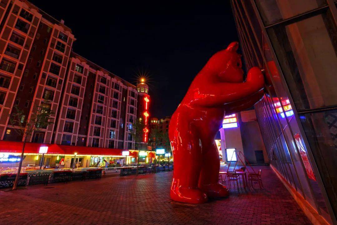 百乐达斯城，一场流光溢彩的奢华与娱乐之旅