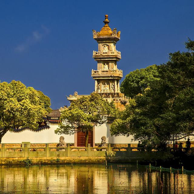 普陀山内禅意行，漫步海天佛国的心灵之旅