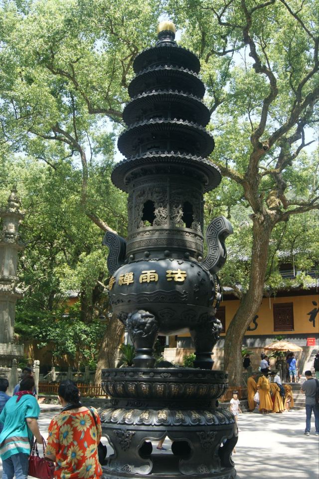 普陀山内禅意行，漫步海天佛国的心灵之旅