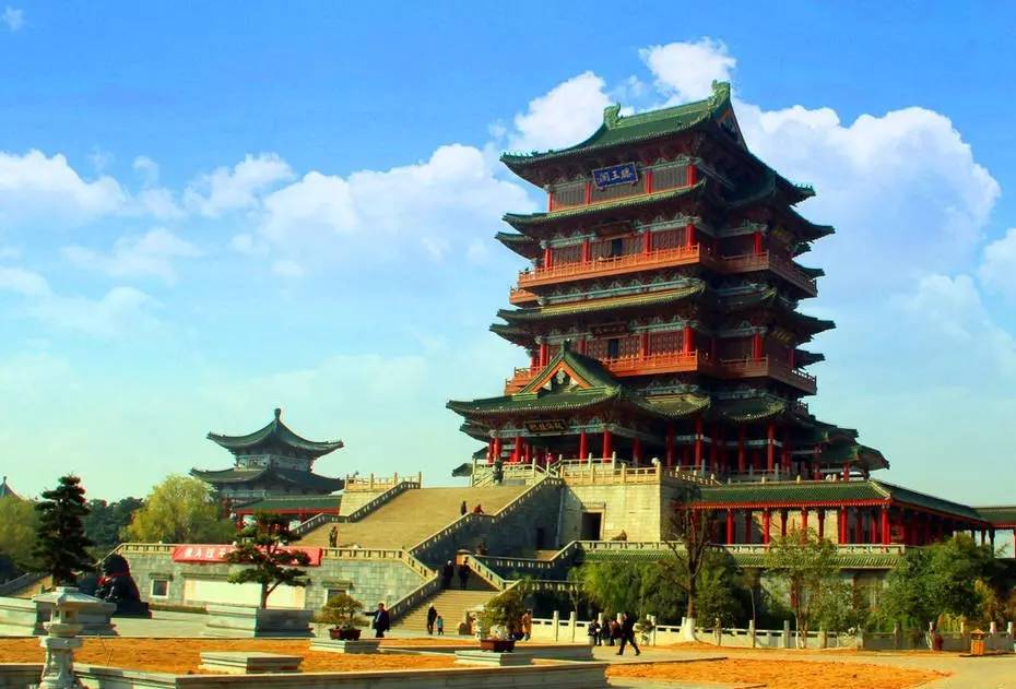 南昌寻鹤记，从黄鹤楼误传到滕王阁的真意