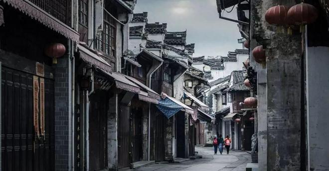 东门老街，深圳的城市记忆与烟火人间