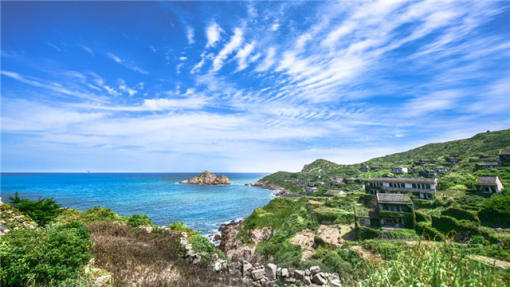 霞山，湛江湾畔的半城江色半城海，藏着你最向往的海滨慢时光