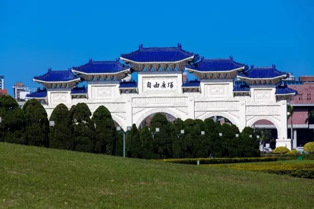 高雄福客旅游，邂逅港都风情，畅享宝岛慢时光