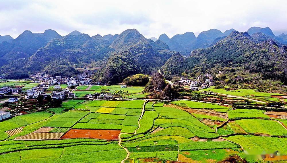 从山城重庆到万峰林，一场喀斯特峰林间的田园牧歌
