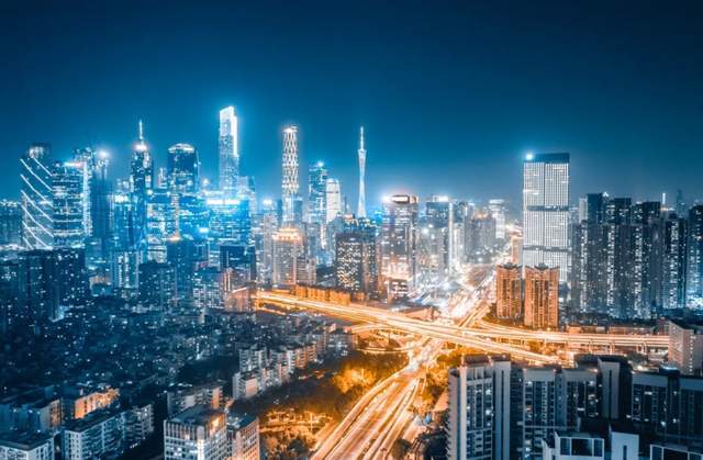 漫步广州旧区,在时光褶皱里触摸城市烟火 漫步广州旧区,在时光褶皱里触摸城市烟火