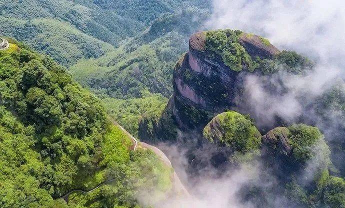 车轮上的山水诗，成都自驾重庆武隆，3天2夜玩转喀斯特秘境
