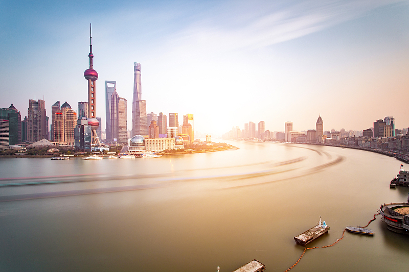 家人同游上海，一场温暖的城市漫游