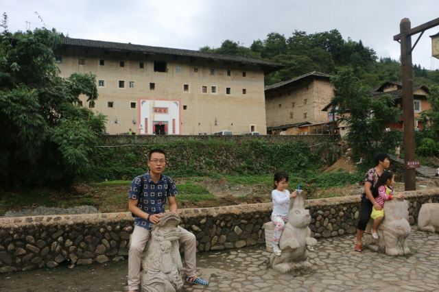 土楼寻根，温泉养心，在永定赴一场千年文化与自然温情的邂逅