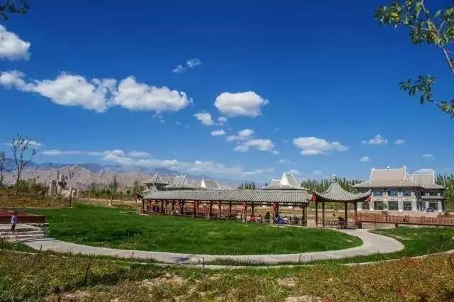 塞上江南里的诗意栖居，银川旅游园的多彩画卷