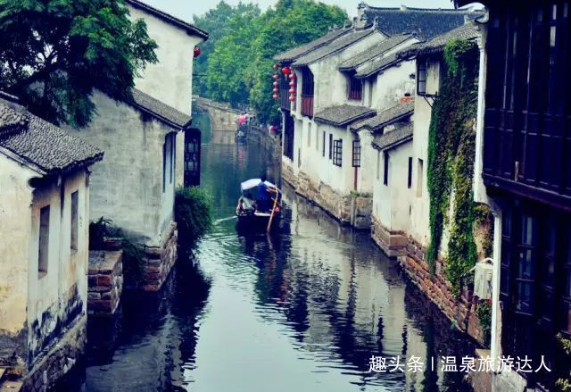 周庄自驾旅游网，解锁江南水乡自由行，让古镇时光慢下来