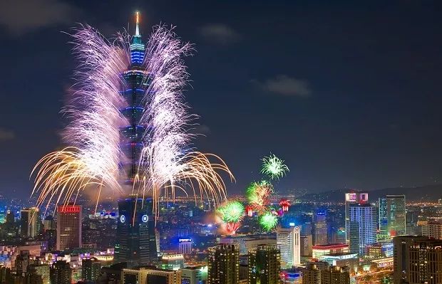深圳繁华旅游胜地，摩天大楼与烟火人间的交响