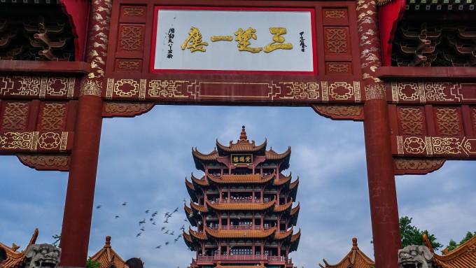 黄鹤楼，登临天下第一楼，触摸千年江城文脉