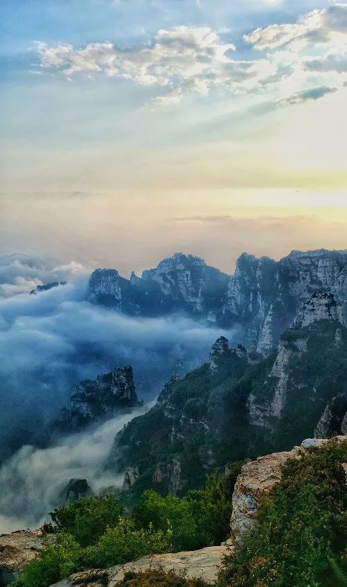 白石山，云端之上的奇景画卷，河北涞源的自然馈赠