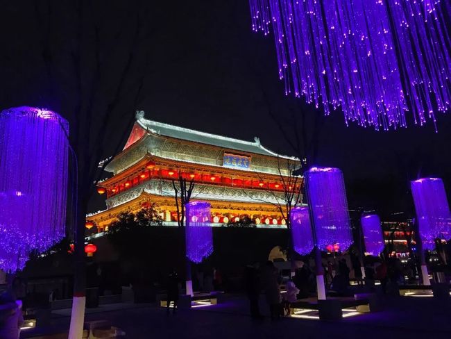 烟火与险峻，西安回民街与华山的双城记